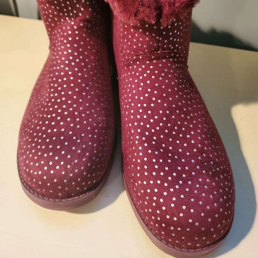 Cat & Jack Big Girls/Women's sz 5 maroon/burgundy boots w/ silver dots. Nwot. - Picture 4 of 5